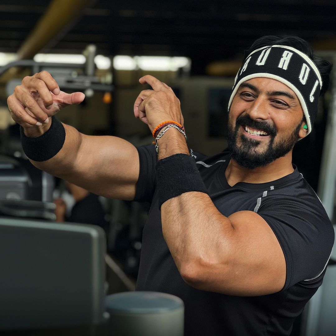 Working Out Is The Best Investment That Gives Me Ultimate Returns. Fitness Freak, Karthik Jayaram Enlighten Your Weekend Motivation!