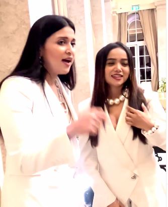 Bigg Boss Stars Manisha Rani And Mannara Chopra Twin In White! They Say It’s A Coincidence! 