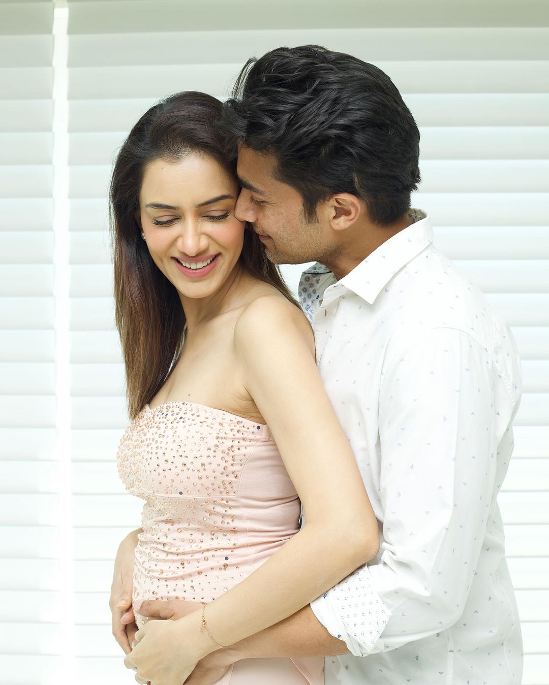 Second Pregnancy Post! Meri Aashiqui Tumse Hi Star announces Second Pregnancy with Baby Bump Post