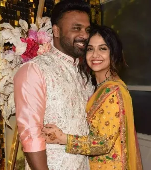 Is Divya Agarwal going to enter her Parenthood Soon? Big Boss OTT contestant expecting the First Child with Husband Apuruva Padgaonkar 