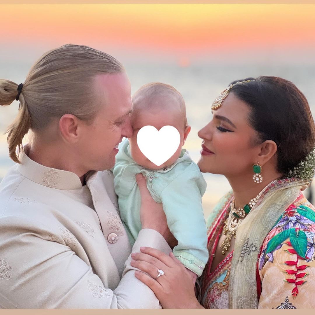 Aashka Goradia Gives Peek Into Quality Time That She Spend With Lovable Son And Husband. Take A Look!