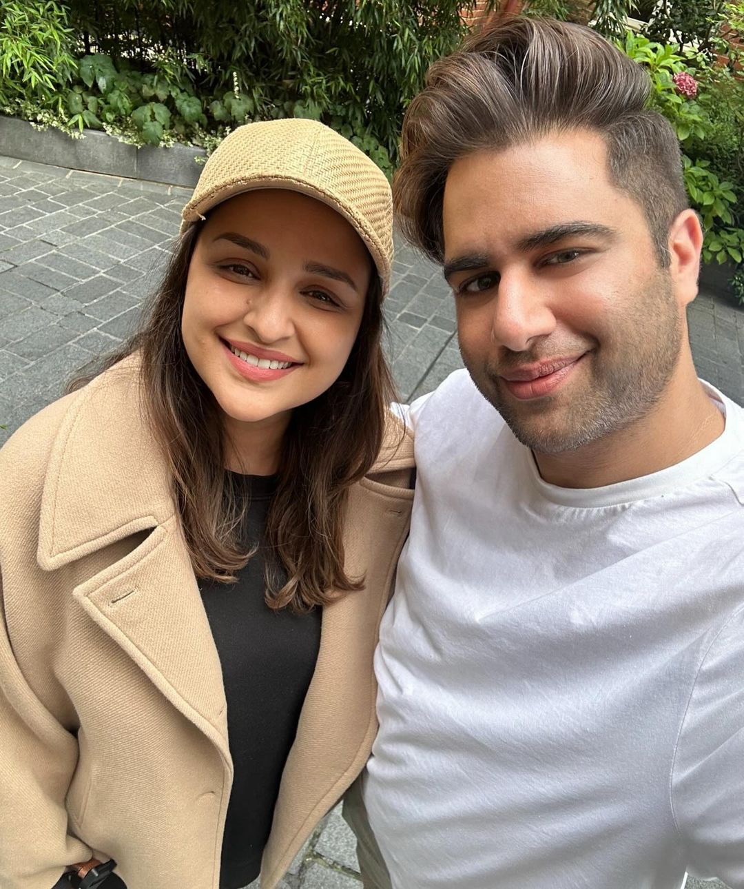Bigg Boss 15: Fame Rajiv Adatia Spent A Great Time With Bollywood Actress Parineeti Chopra In London. Their Shared Picture Goes Viral On The Internet. Check It Out!