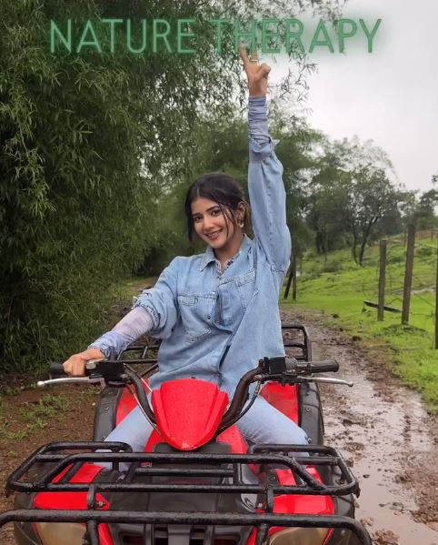 Healing: The popular actress from Yeh Rishta Kya Kehlata Hai is surrounded by nature and shares how natures refresh her soul;