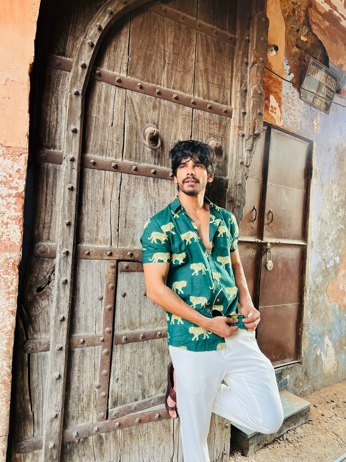 'Gully Boy’ actor Nakul Roshan Sahdev set to play pivotal role in Pratik Gandhi-starrer ‘For Your Eyes Only’ for Netflix.