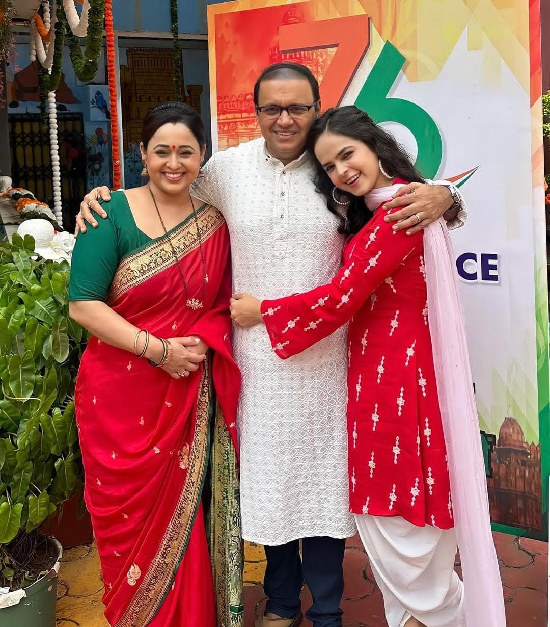 Palak Sindhwani wraps up shooting for Taarak Mehta Ka Ooltah Chashmah; shares pics from last day on sets