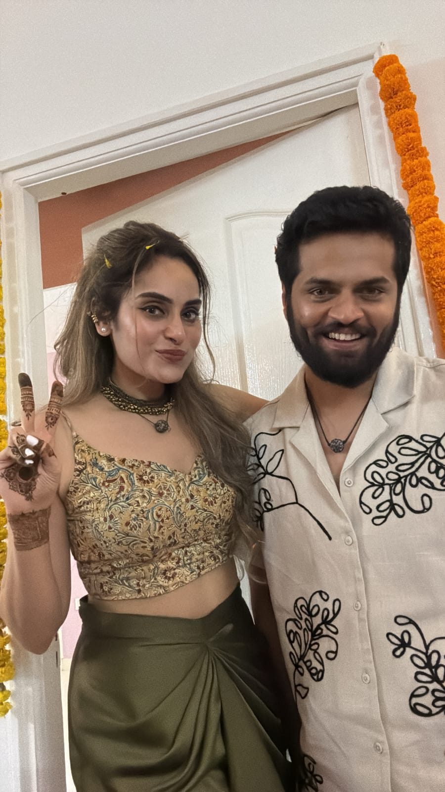 Shrutika Arjun Dazzles at Her Brother’s Mehendi, All Eyes on the Glamorous Sister