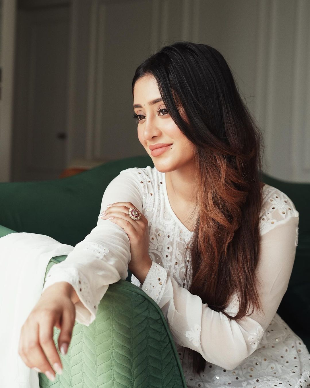 Shivangi Joshi Welcomes This New Year In Cute White Chikankari Suit. She Pens Down A Sweet Note And Bids Farewell To 2023!