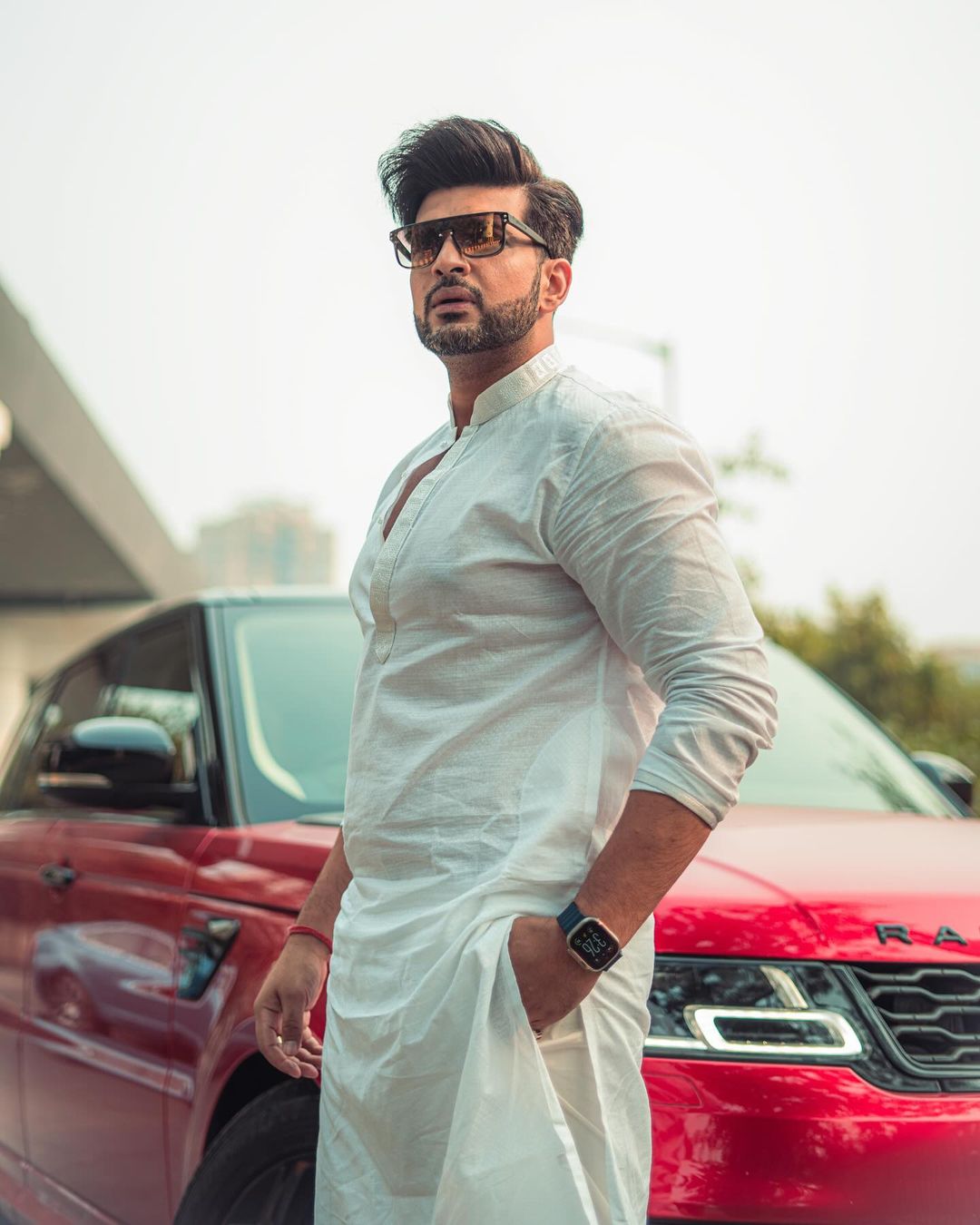 Handsome Actor Karan Kundrra Completes 15 Years In Industry Who Penned A Note For His Fans! Let’s See How Fans Shower Love For Him!