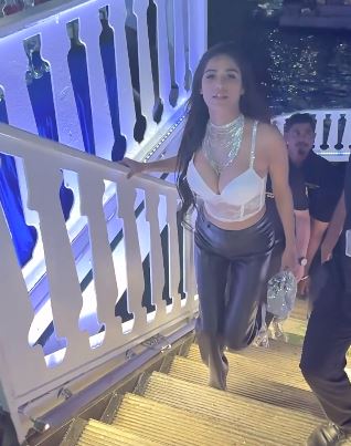 Exclusive: Late Actress Poonam Pandey Was Partying In Goa Just Before Four Days. Her Sudden Demise Shocked Everyone!