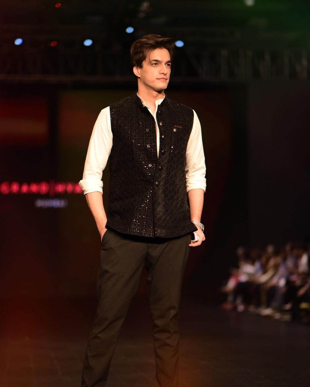  Mohsin Khan